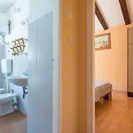 Valkane Pet Friendly 150m From The Stunning Valkane Beach, Indoor Pools-fitness And Mall 아파트 *