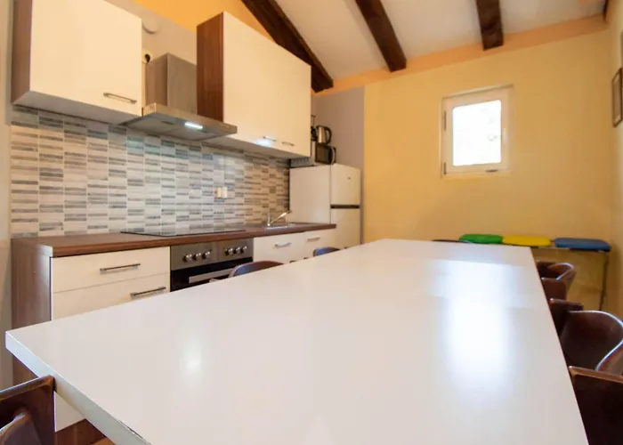 Valkane Pet Friendly 150m From The Stunning Valkane Beach, Indoor Pools-fitness And Mall Appartement *