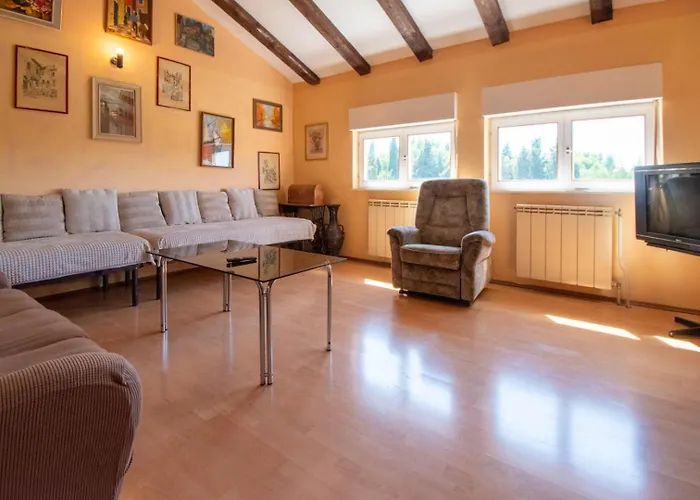 Valkane Pet Friendly 150m From The Stunning Valkane Beach, Indoor Pools-fitness And Mall